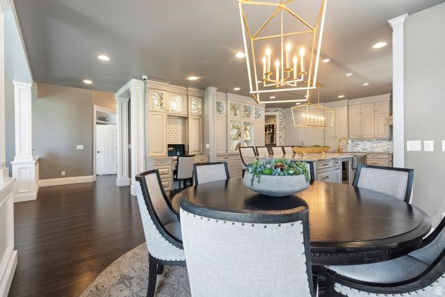 9126 S WASATCH PEAK CIR, West Jordan, UT 84088