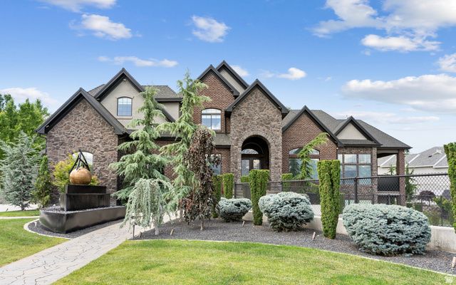 9126 S WASATCH PEAK CIR, West Jordan, UT 84088