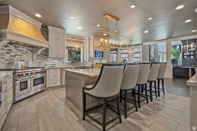 9126 S WASATCH PEAK CIR, West Jordan, UT 84088