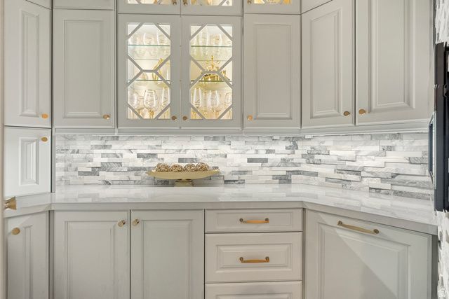 9126 S WASATCH PEAK CIR, West Jordan, UT 84088
