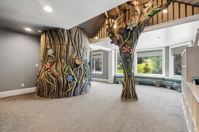 9126 S WASATCH PEAK CIR, West Jordan, UT 84088