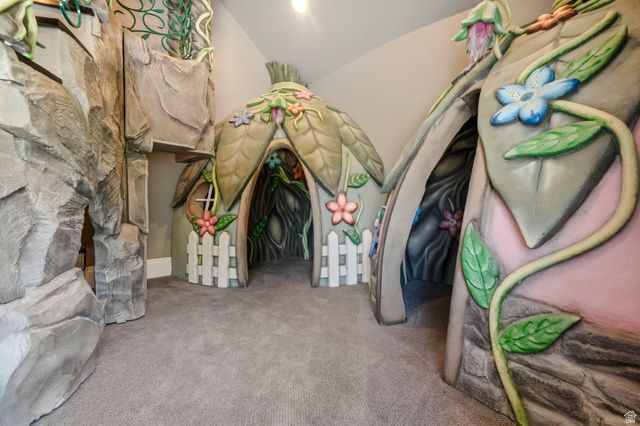 9126 S WASATCH PEAK CIR, West Jordan, UT 84088