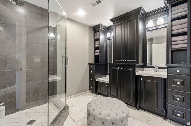 9126 S WASATCH PEAK CIR, West Jordan, UT 84088