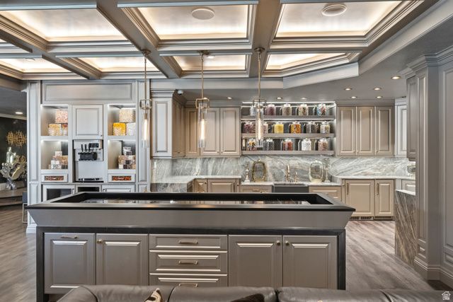 9126 S WASATCH PEAK CIR, West Jordan, UT 84088