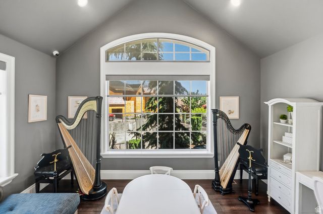 9126 S WASATCH PEAK CIR, West Jordan, UT 84088