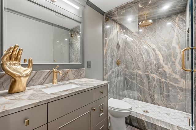 9126 S WASATCH PEAK CIR, West Jordan, UT 84088