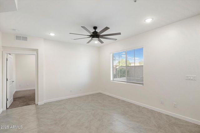 155 N LAKEVIEW Boulevard 108, Chandler, AZ 85225