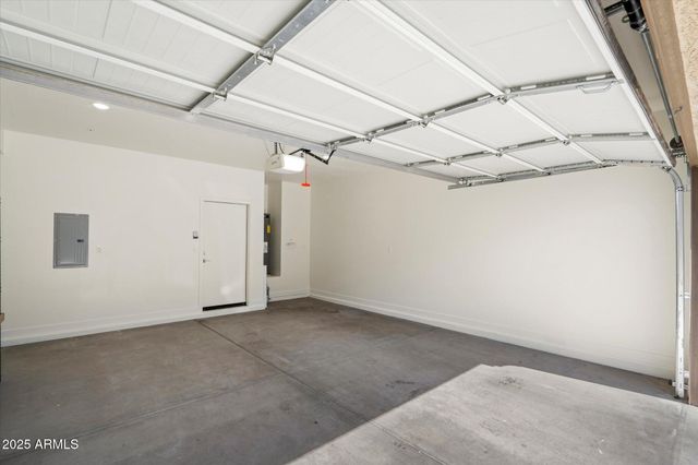 155 N LAKEVIEW Boulevard 108, Chandler, AZ 85225