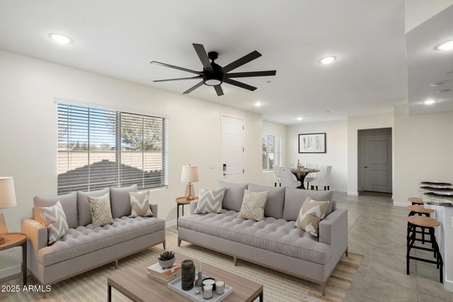 155 N LAKEVIEW Boulevard 108, Chandler, AZ 85225