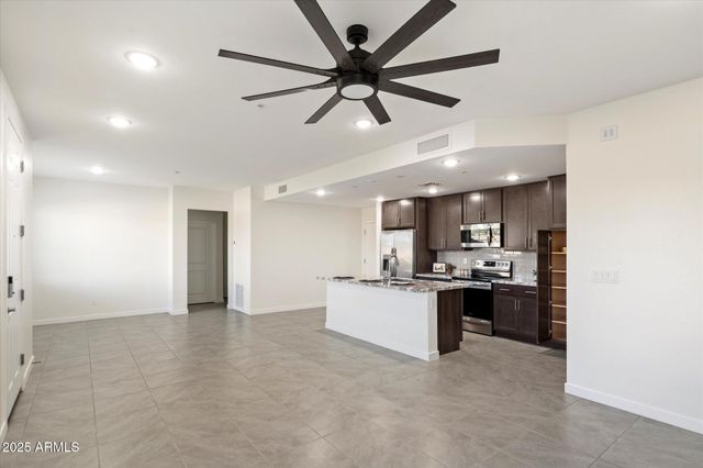 155 N LAKEVIEW Boulevard 108, Chandler, AZ 85225