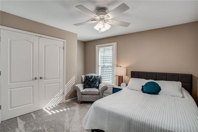 9205 Redbud Lane, Lenexa, KS 66220