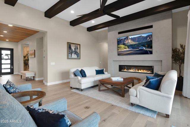 33931 N BORGATA Trail, Queen Creek, AZ 85144