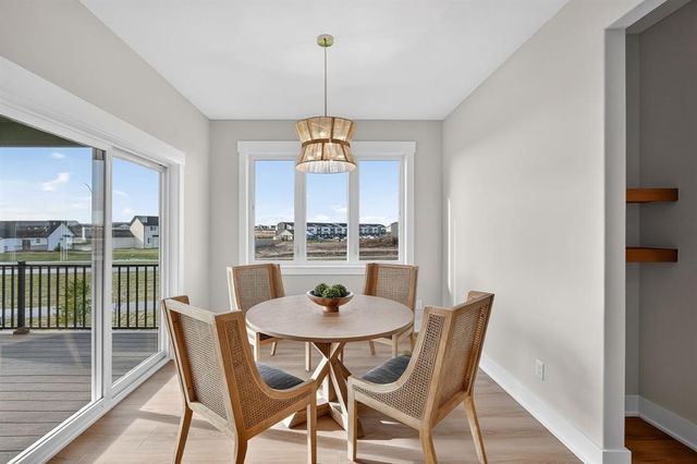 830 NW Sandy Hollow Circle, Waukee, IA 50263