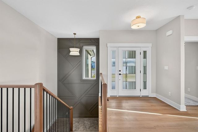 830 NW Sandy Hollow Circle, Waukee, IA 50263