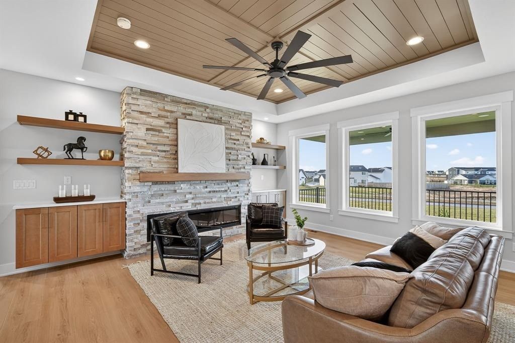 830 NW Sandy Hollow Circle, Waukee, IA 50263