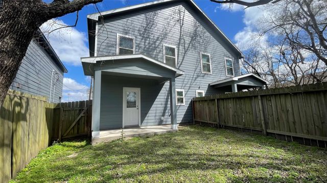 4510 Mayflower Street B, Houston, TX 77051