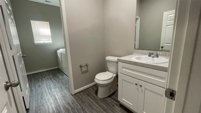 4510 Mayflower Street B, Houston, TX 77051