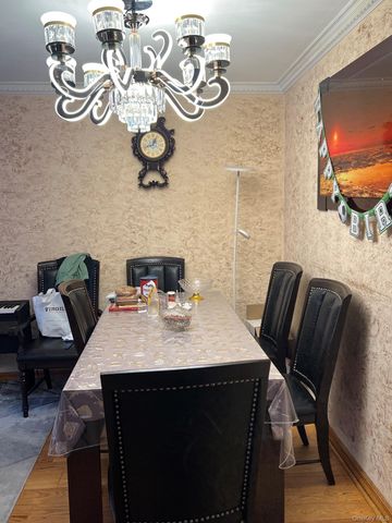 64-74 Saunders Street 1E, Rego Park, NY 11374