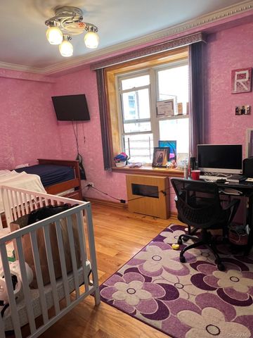 64-74 Saunders Street 1E, Rego Park, NY 11374