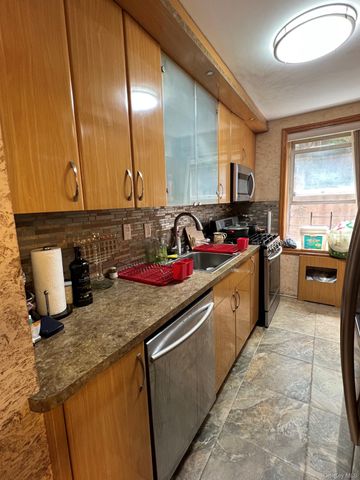 64-74 Saunders Street 1E, Rego Park, NY 11374