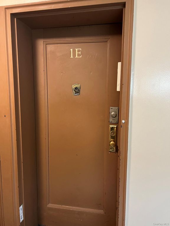 64-74 Saunders Street 1E, Rego Park, NY 11374 — photo 5