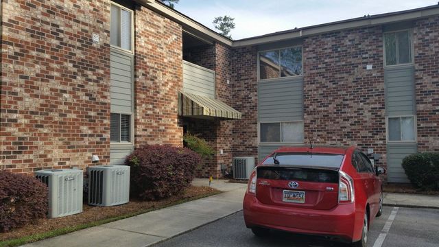 805 Andrea Lane, Hanahan, SC 29410