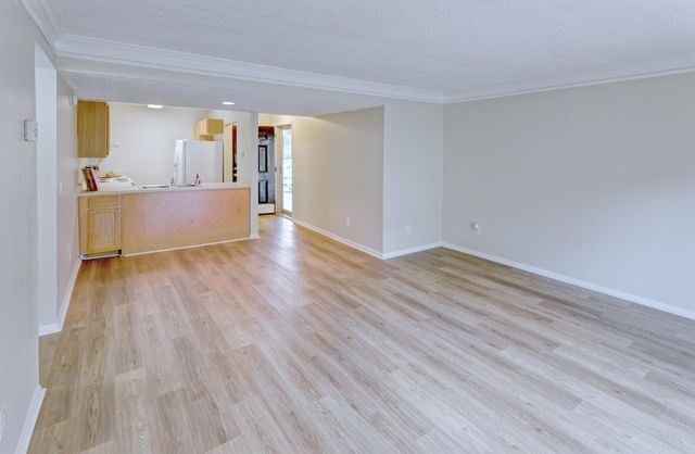805 Andrea Lane, Hanahan, SC 29410