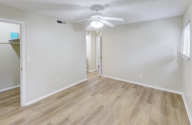 805 Andrea Lane, Hanahan, SC 29410