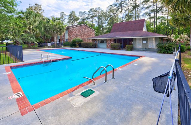 805 Andrea Lane, Hanahan, SC 29410