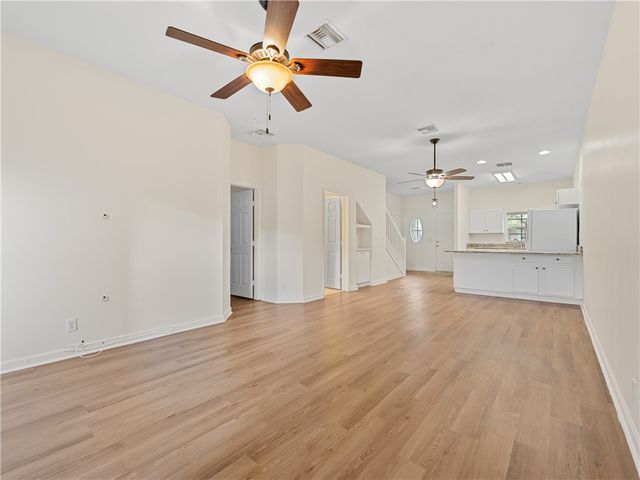 1851 77th Drive 1851, Vero Beach, FL 32966