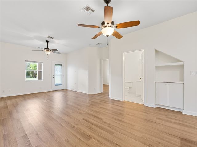 1851 77th Drive 1851, Vero Beach, FL 32966