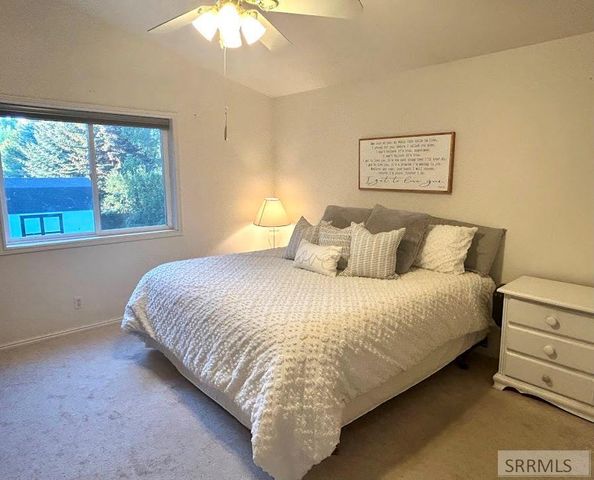 460 Pevero Drive, Idaho Falls, ID 83401