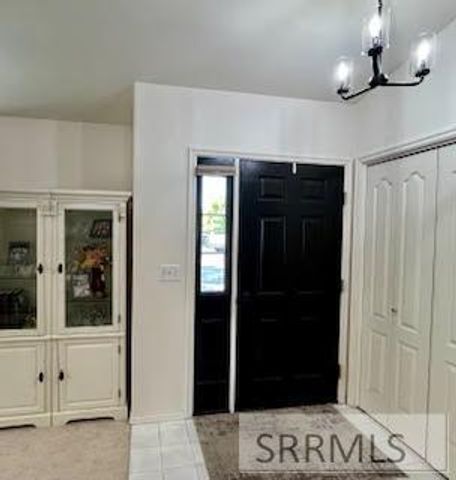 460 Pevero Drive, Idaho Falls, ID 83401