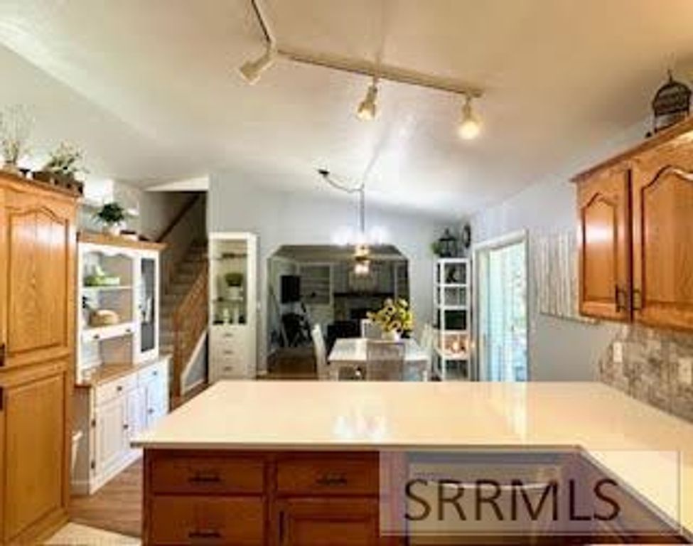 Image 12 of property listing at 460 Pevero Drive, Idaho Falls, ID 83401