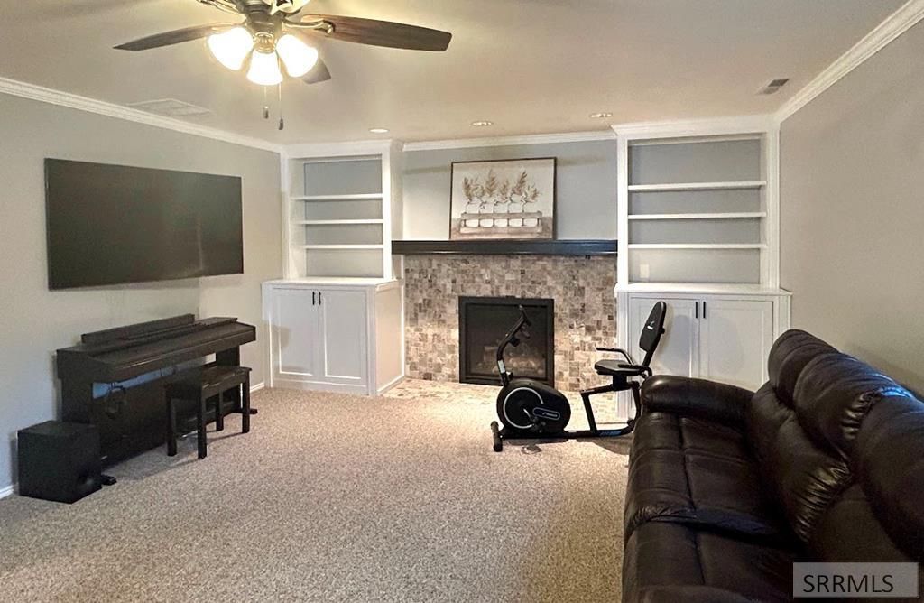 Image 19 of property listing at 460 Pevero Drive, Idaho Falls, ID 83401