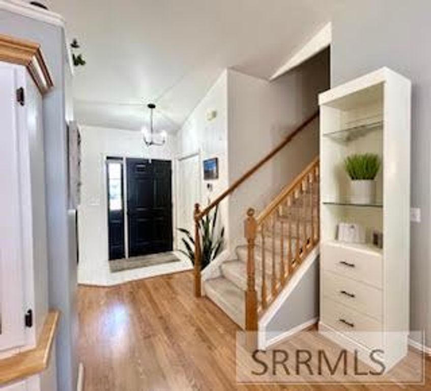 Image 24 of property listing at 460 Pevero Drive, Idaho Falls, ID 83401