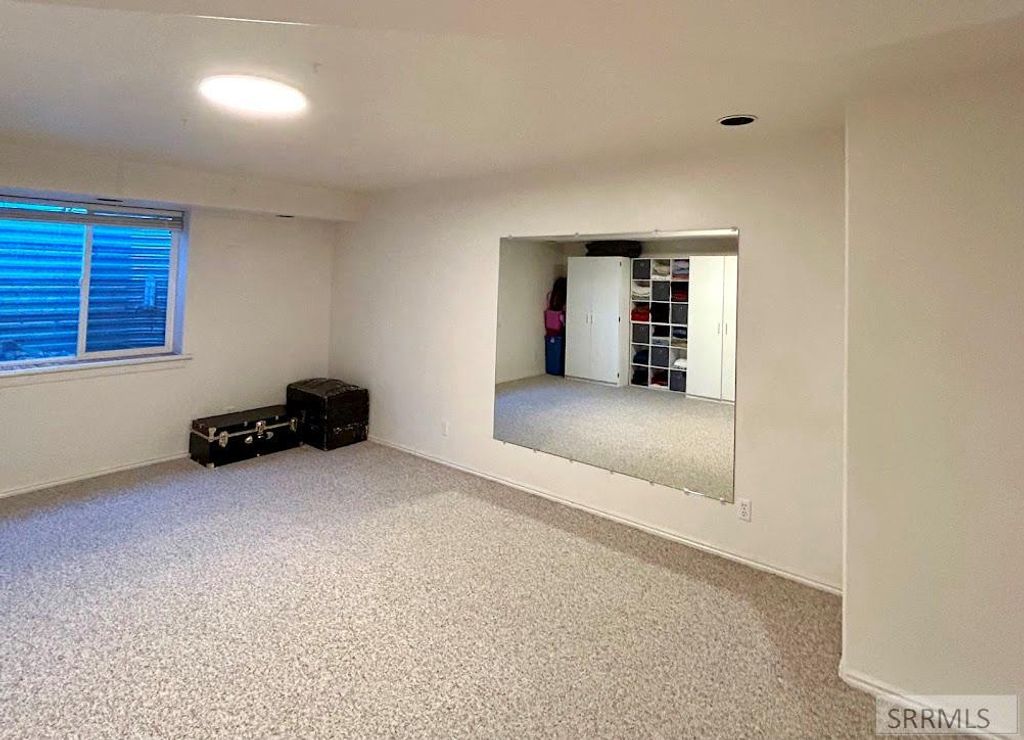 Image 37 of property listing at 460 Pevero Drive, Idaho Falls, ID 83401