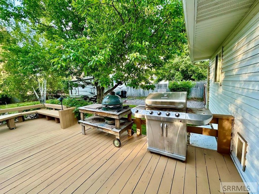 Image 51 of property listing at 460 Pevero Drive, Idaho Falls, ID 83401