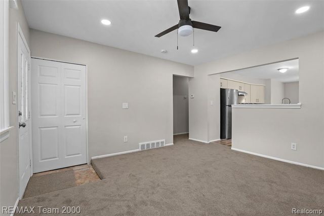 5403 Katherine Street, Dearborn Heights, MI 48125