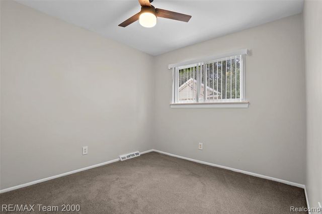 5403 Katherine Street, Dearborn Heights, MI 48125