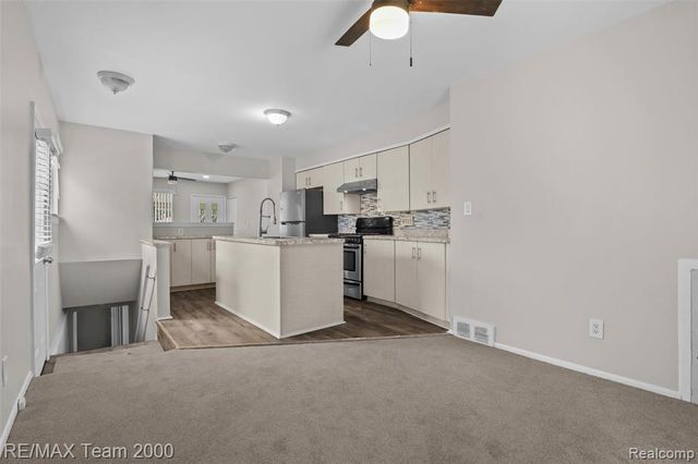 5403 Katherine Street, Dearborn Heights, MI 48125