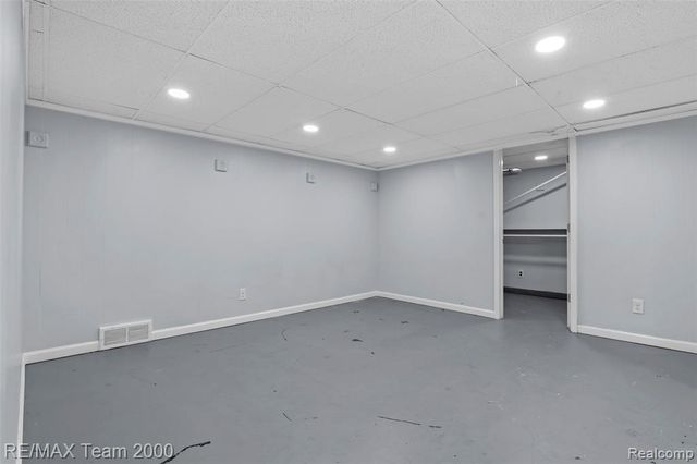 5403 Katherine Street, Dearborn Heights, MI 48125