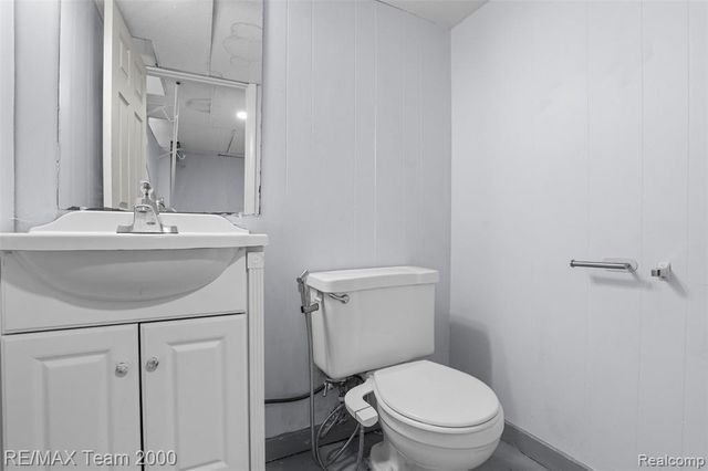 5403 Katherine Street, Dearborn Heights, MI 48125