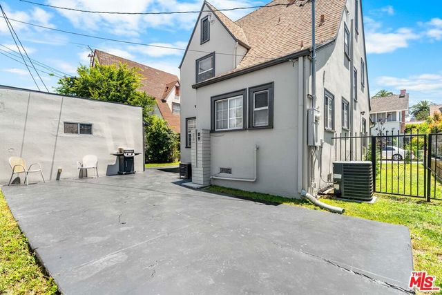 1701 La Fayette Road, Los Angeles, CA 90019