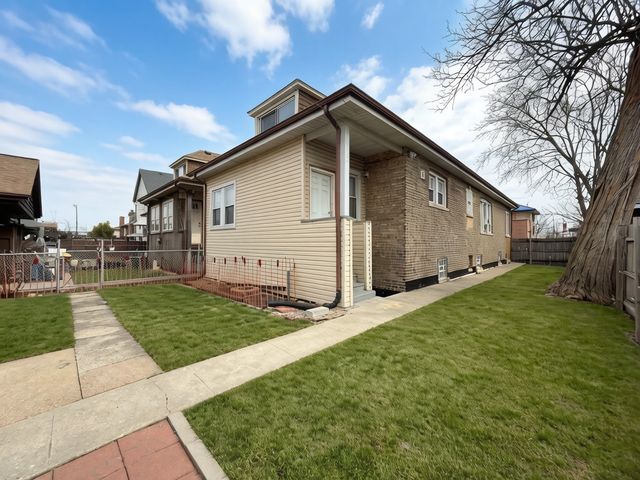 4716 S Lawndale Avenue, Chicago, IL 60632