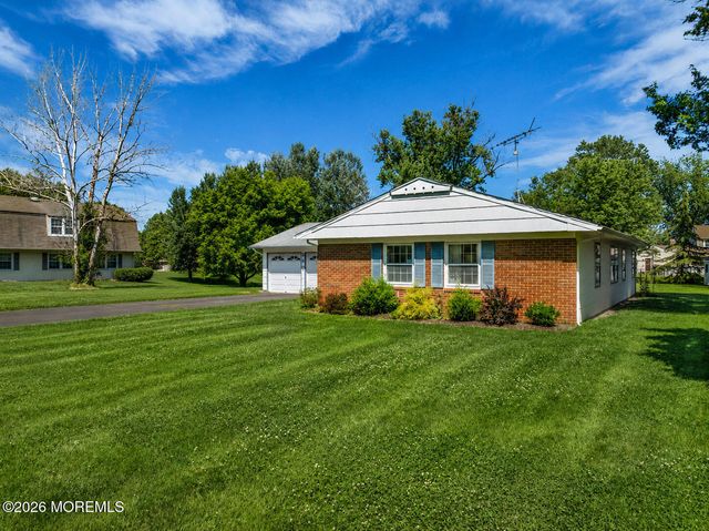 330 Iron Bridge Road, Freehold, NJ 07728