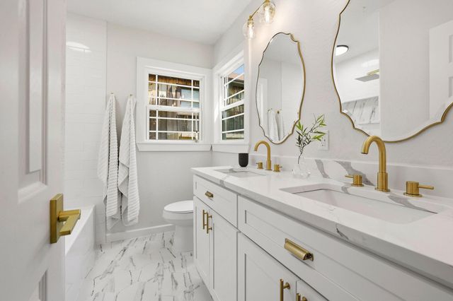 46 Vaughn Drive, Denison, TX 75020