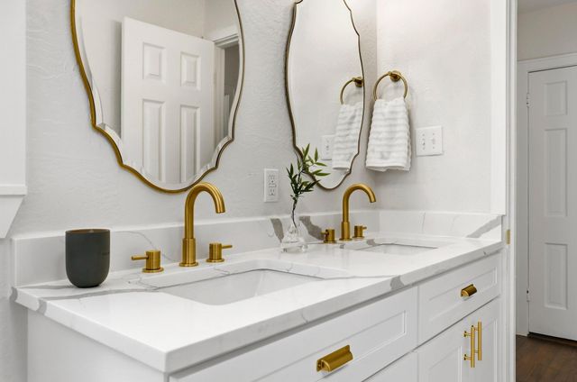 46 Vaughn Drive, Denison, TX 75020