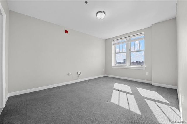 525 W Lafayette Boulevard 16D, Detroit, MI 48226