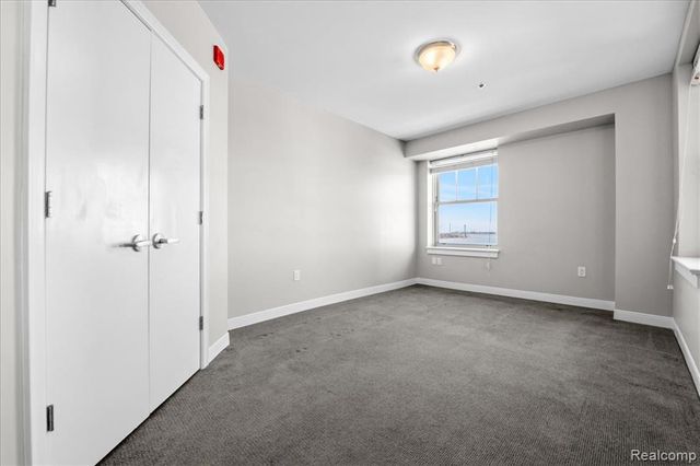 525 W Lafayette Boulevard 16D, Detroit, MI 48226